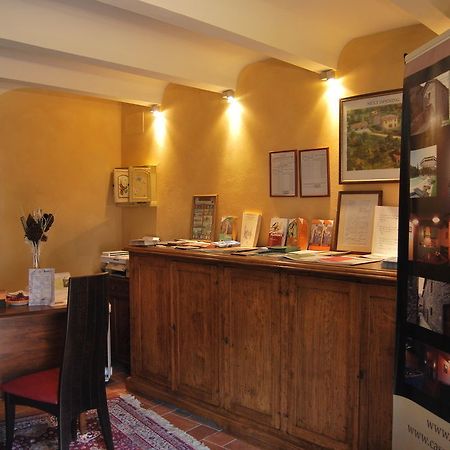 Borgo Dei Corsi Holiday House Reggiolo Екстериор снимка
