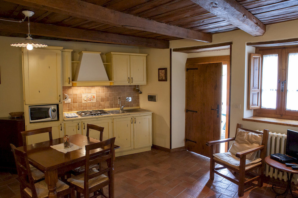 Borgo Dei Corsi Holiday House Reggiolo Екстериор снимка