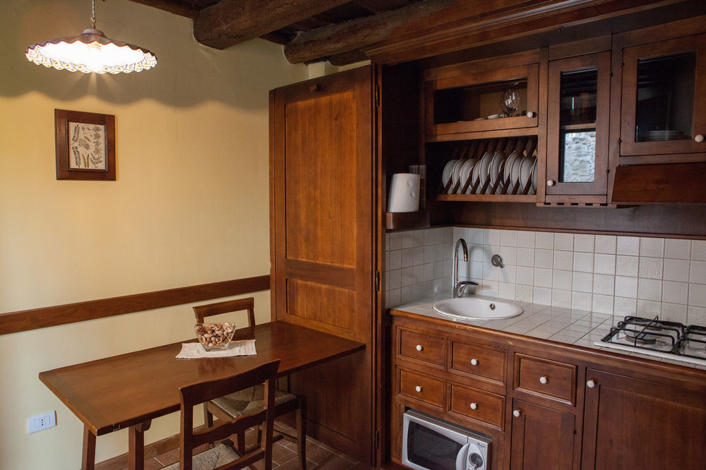 Borgo Dei Corsi Holiday House Reggiolo Екстериор снимка