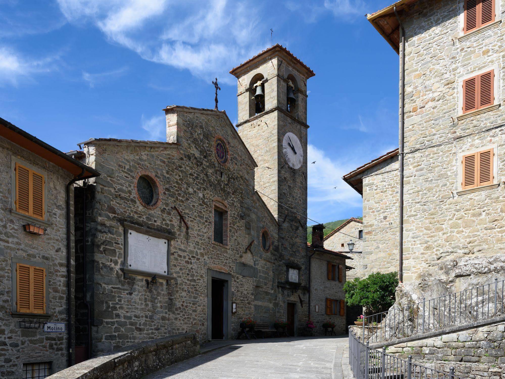 Borgo Dei Corsi Holiday House Reggiolo Екстериор снимка